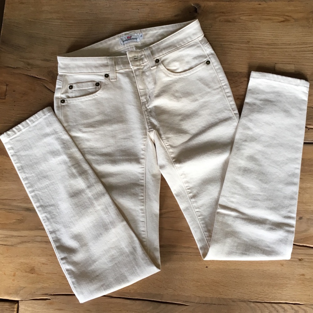 Vineyard Vines off white jeans